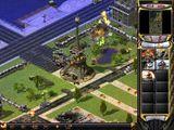 [Скриншот: Command & Conquer: Red Alert 2]